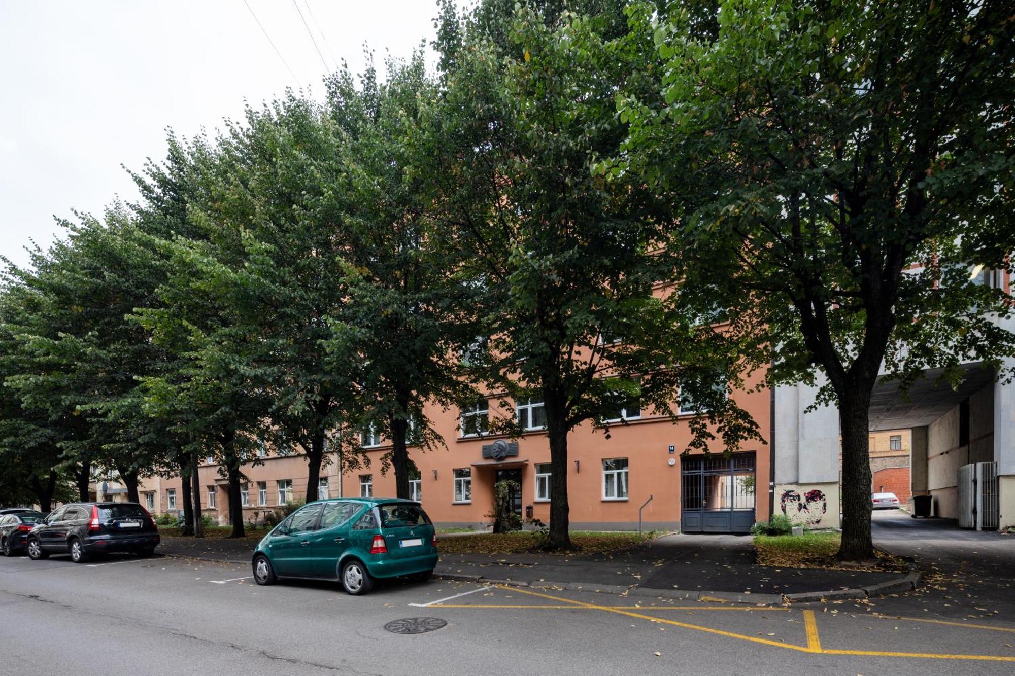 Riga Embassy Center Apartment With Parking Exterior photo
